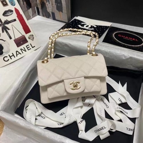 Chanel Flap schoudertas generfd kalfsleer AS9960 wit