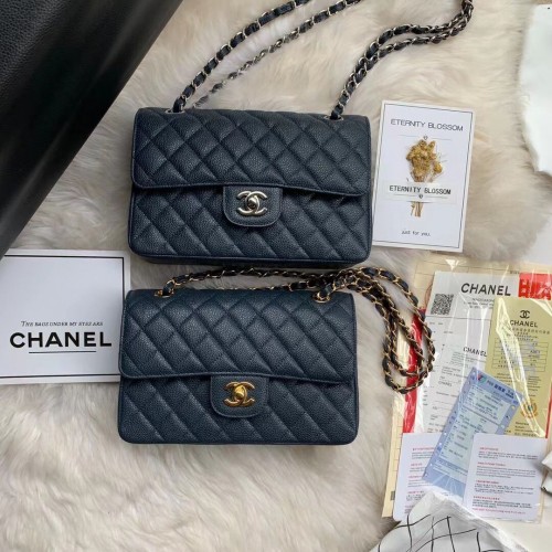 Chanel Flap schoudertas generfd kaviaar leer A01113 donkerblauw