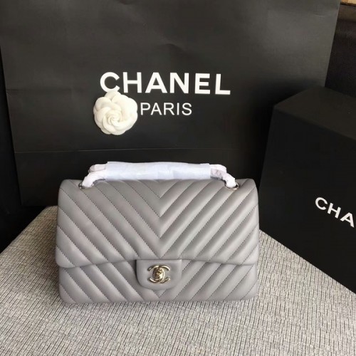 Chanel Flap Schoudertassen Grijs Originele Schapenvacht CF1112 Zilver
