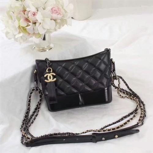 Chanel Gabrielle kalfsleren schoudertas 8122A zwart