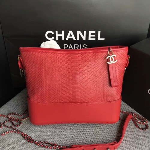 Chanel Gabrielle Schoudertas Origineel Python Leer A93842 Rood