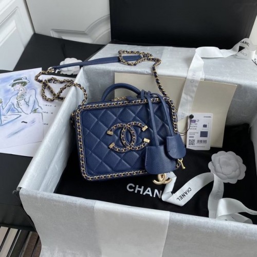 Chanel Lamsleer Kristallen Kalfsleer Goudkleurige Metalen Toilettas 8817 donkerblauw