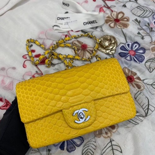 Chanel Mini Flap Bag Origineel Python Goudkleurig Metaal A69900 Geel