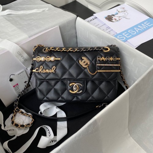 Chanel Original Leather Pearl Haarspeld Badge Tas AS2979 Zwart
