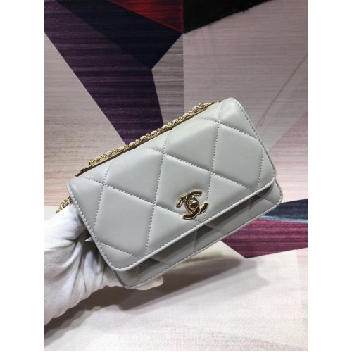 Chanel Original Leren Schoudertas Lichtblauw A80982 Goud