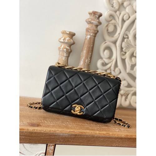 Chanel SMALL FLAP TAS Lamsleer goudkleurig metaal AS3367 zwart