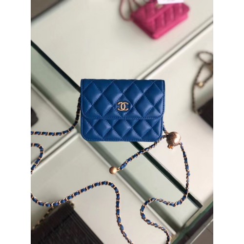 Chanel Schapenvacht Original Leather Pocket AP0146 blauw