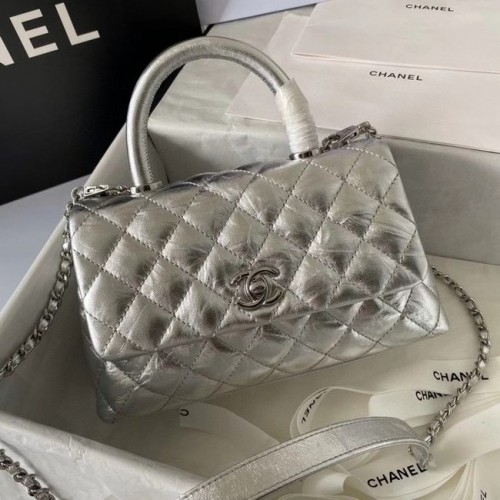 Chanel Kleine Flap Bag met Top Handvat 92990 zilver