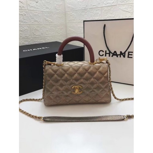 Chanel Small Flap Bag met rode handgreep A92990 goud