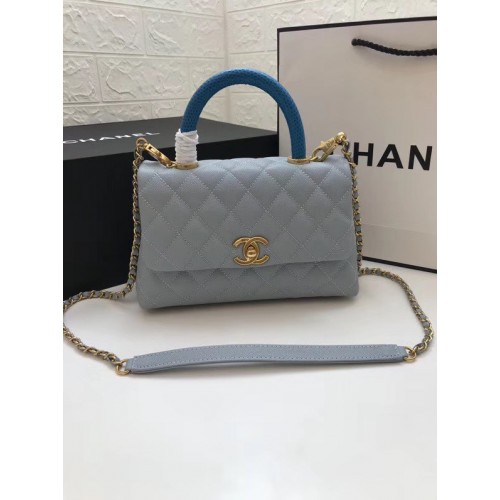 Chanel Small Flap Bag met Top Handle A92990 lichtblauw