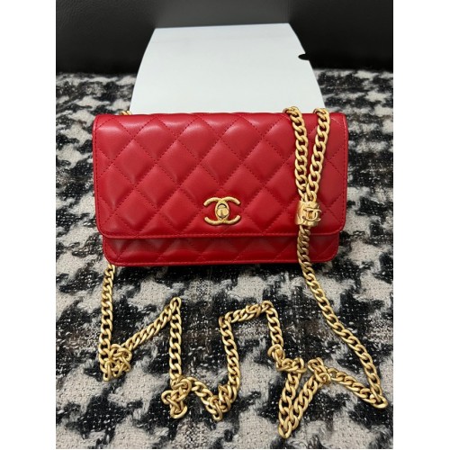 Chanel WALLET ON CHAIN Lamsleer goudkleurig metaal AP3043 rood