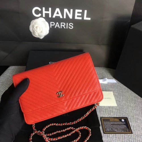 Chanel WOC Flap Schoudertas Rood Kalfsleer A33814 Zilver