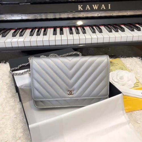 Chanel WOC Original Caviar Leather Flap crossbody tas V33814 Zilvergrijs Zilveren ketting