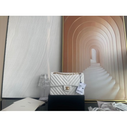 Chanel klassieke handtas Lamsleer goud Metaal V01112 wit