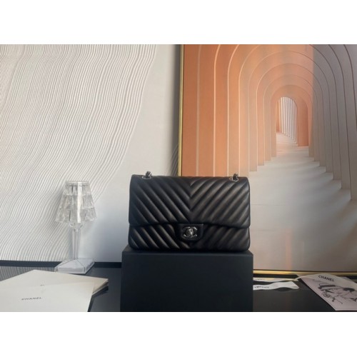 Chanel classic handtas Lambskin zilver Metal V01112 zwart