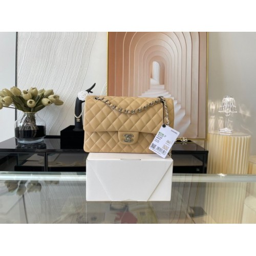 Chanel klassieke handtas Lambskin&silver Metal 01112 abrikoos