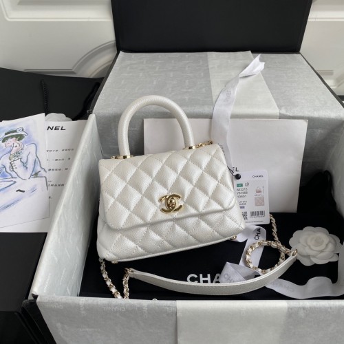 Chanel coco mini flap bag met handvat aan de bovenkant AS2215 wit
