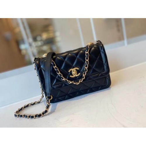 Chanel flap bag Goudkleurig metaal van kalfsleer AS2055 zwart