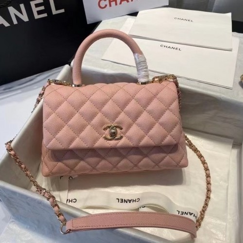 Chanel kleptas met handvat bovenaan A92990 roze