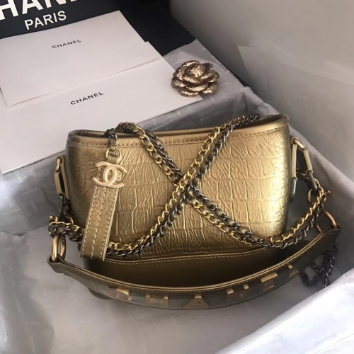 Chanel gabrielle kleine hobo tas A91810 brons