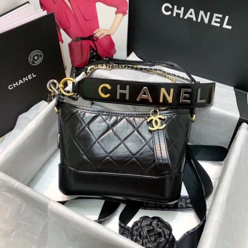 Chanel gabrielle kleine hobo tas AS0865 zwart