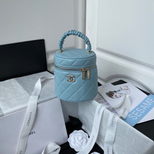 Chanel schoudertas van lamsleer AP2730 blauw