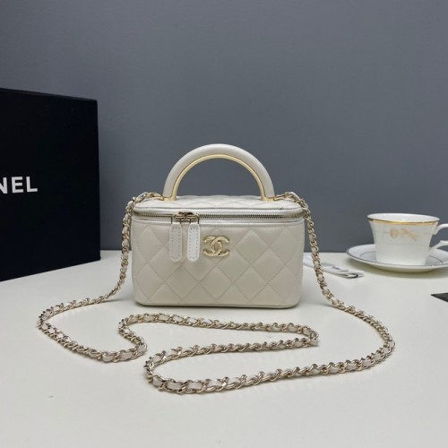 Chanel mini Schoudertas Lamsleer Goudkleurig Metaal 81208 wit