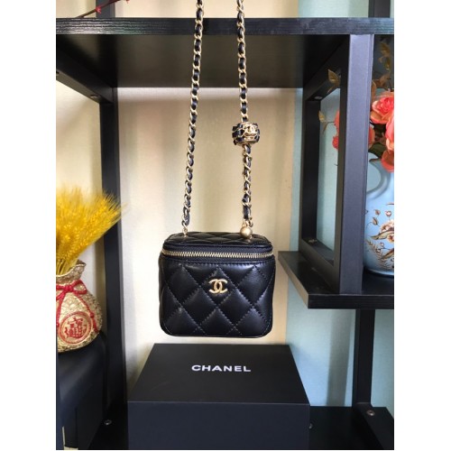 Chanel mini Schoudertas Lamsleer Goudkleurig Metaal AP2929 zwart