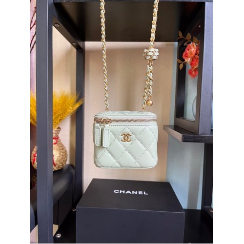 Chanel mini Schoudertas Lamsleer Goudkleurig Metaal AP2929 wit