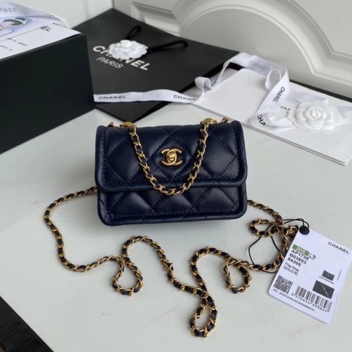 Chanel mini flap bag Schaapsvacht Goudkleurig metaal AP1738 koningsblauw