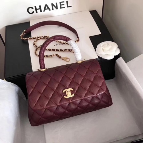 Chanel originele Caviar lederen tas met klep boven handvat A92290 paars & goudkleurig metaal