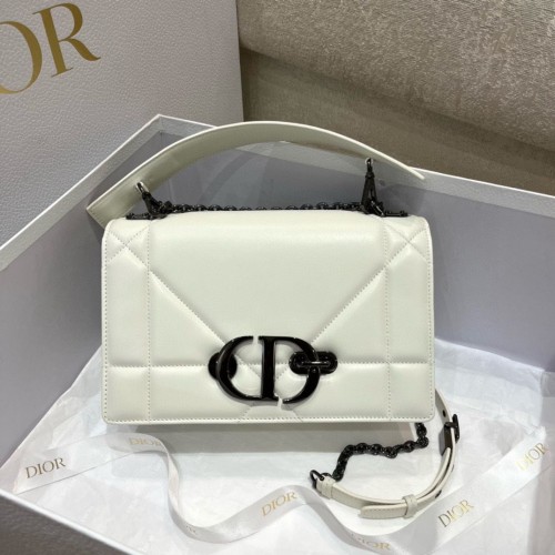 DIOR 30 MONTAIGNE-TASJE MET SCHOUDERRIEM EN HANDVAT S32698 WIT