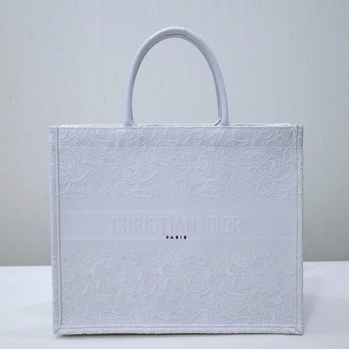 DIOR BOOK TOTE Geborduurd C1286-33 wit