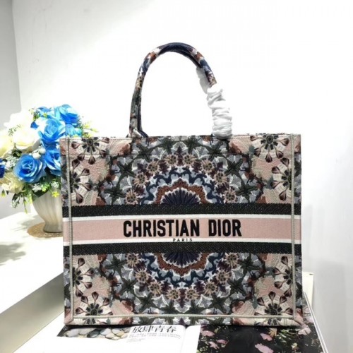 DIOR BOOK TOTE KALEIDIORSCOPISCHE TAS M1286ZRIG