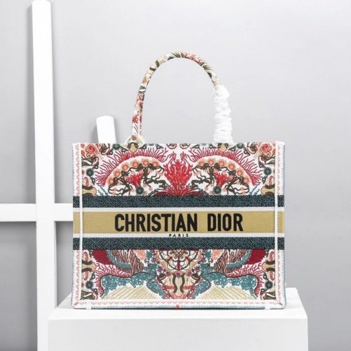 DIOR BOOK TOTE Latte veelkleurig Dior Zodiac borduursel M1287Z-1