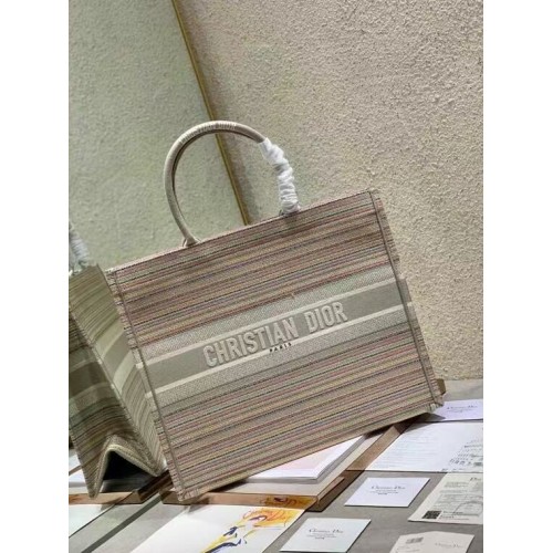 DIOR BOOK TOTE Geborduurde veelkleurige strepen Referentie M1286