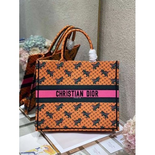 DIOR BOOK TOTE Oranje veelkleurig geborduurd draakvuur M1286ZR