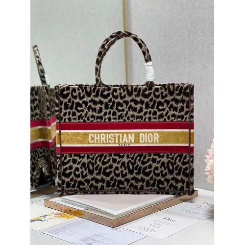 DIOR BOOK TOTE Geborduurd C1286-1 bruine luipaardprint