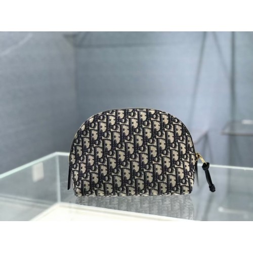 DIOR CARO SCHOONHEIDSPOUCH C5610