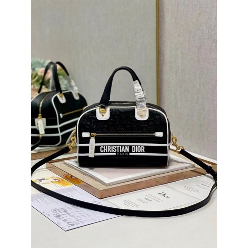 DIOR medium Leren draagtas met reliëf A9200 zwart