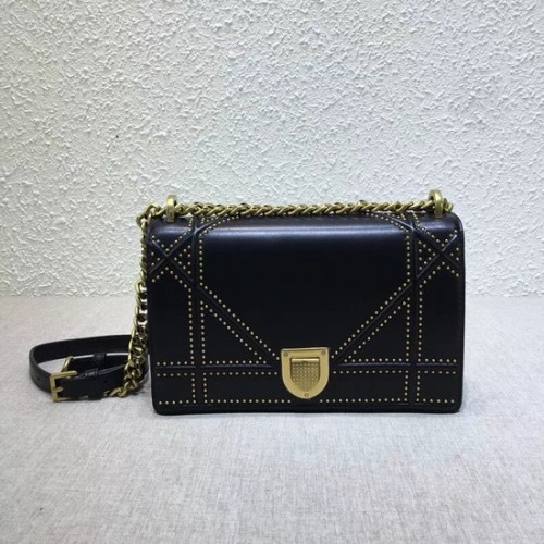 Dior DIORAMA TAS MET BESPUITEN LAMBSKIN M0422 zwart