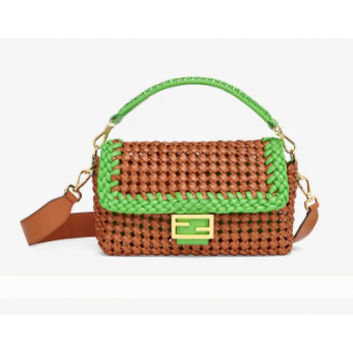 FENDI BAGUETTE Bruin lederen interlace tas 8BR600A