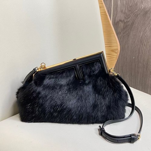 FENDI FIRST KLEINE nerts tas 8BP129A zwart