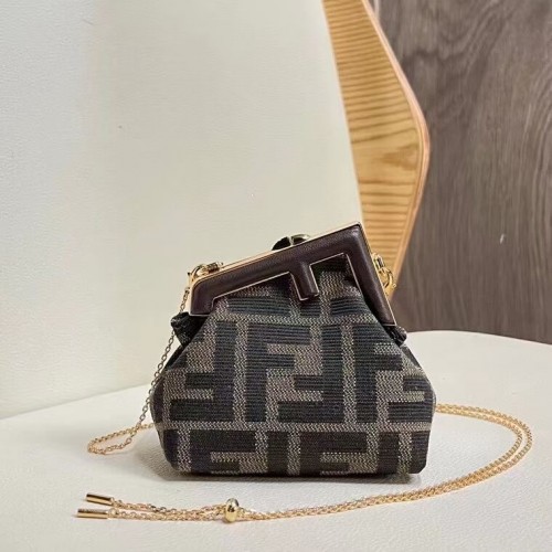 FENDI FIRST mini stoffen tas 5FB2321 bruin