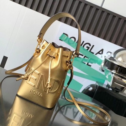 FENDI Mon Tresor leren minitas 8BS010AC goud