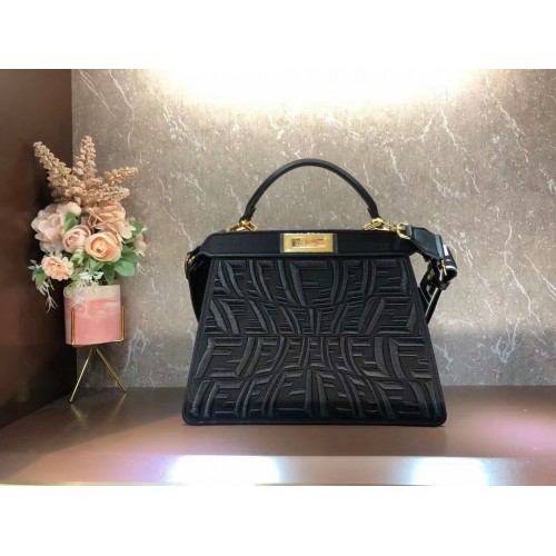 FENDI PEEKABOO ICONIC ESSENTIALLY leren tas F1516 zwart
