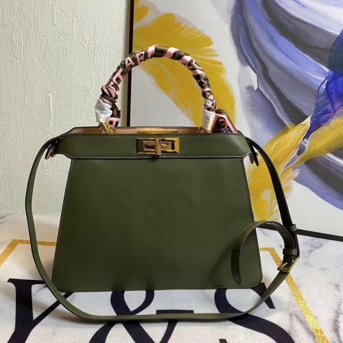 FENDI PEEKABOO ICONIC MEDIUM groene leren tas F6946