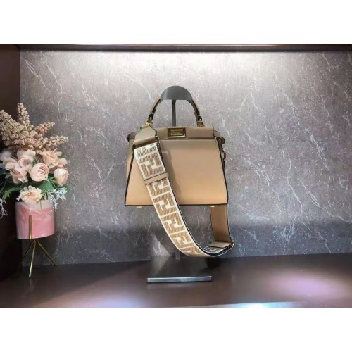 FENDI PEEKABOO ISEEU KLEINE leren tas F1615 abrikoos