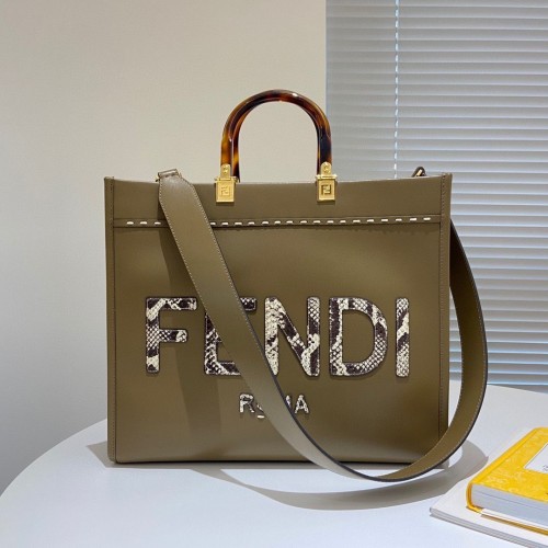 FENDI SUNSHINE Medium Snakeskin Logo Flanel Togo shopper Tas 36553B Grijs