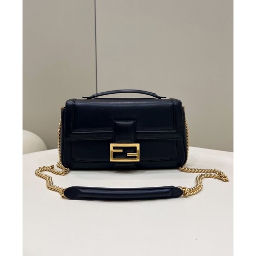 Fendi Baguette Schapenvacht tas 8BR6551 zwart